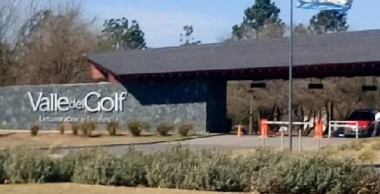 House for Sale in Valle del Golf: 3 Bedrooms, 3 Bathrooms, Phase 1