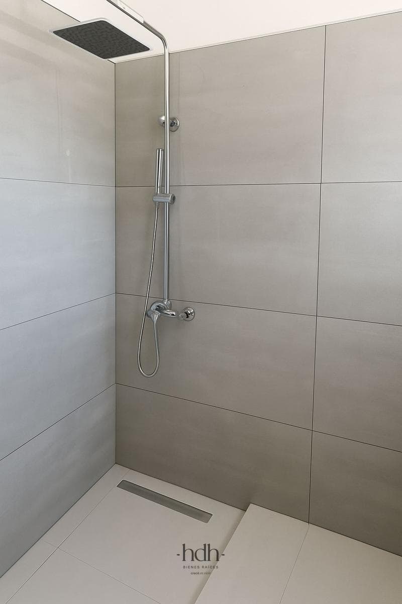 House for Sale in Valle del Golf: 3 Bedrooms, 3 Bathrooms, Phase 1