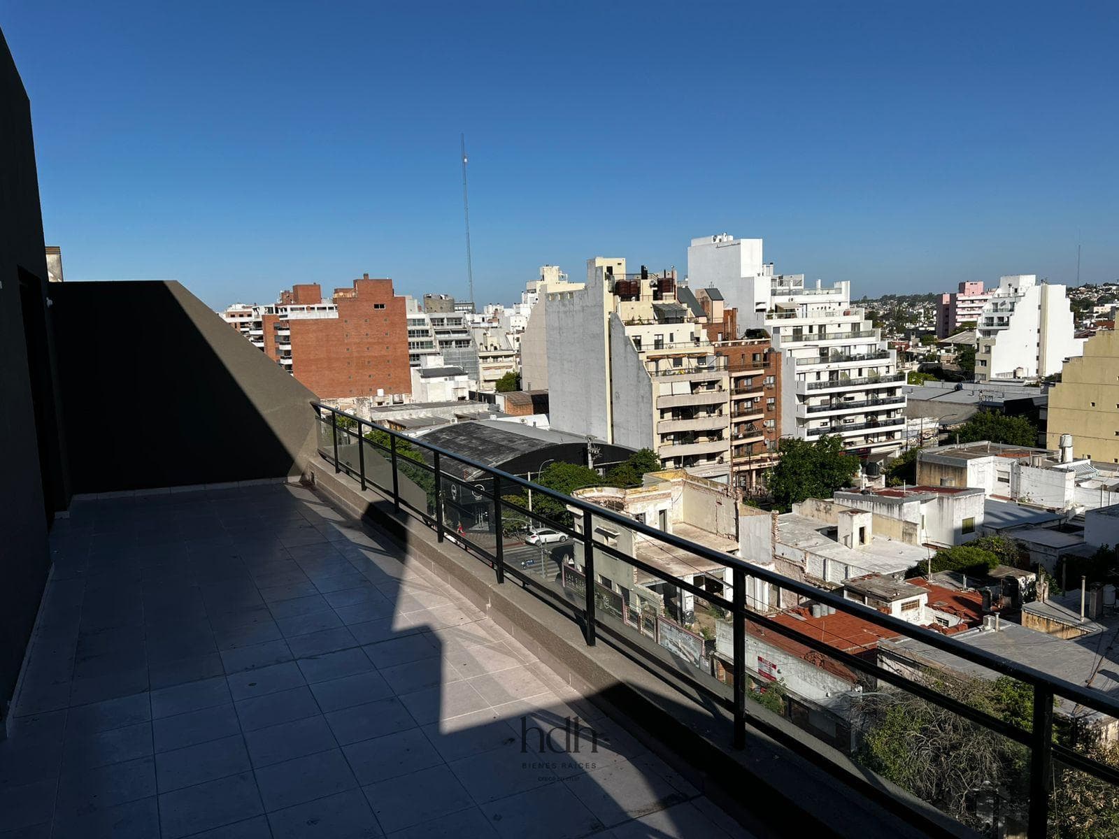2-bedroom apartment for sale on General Paz, on 27 de Mayo Street