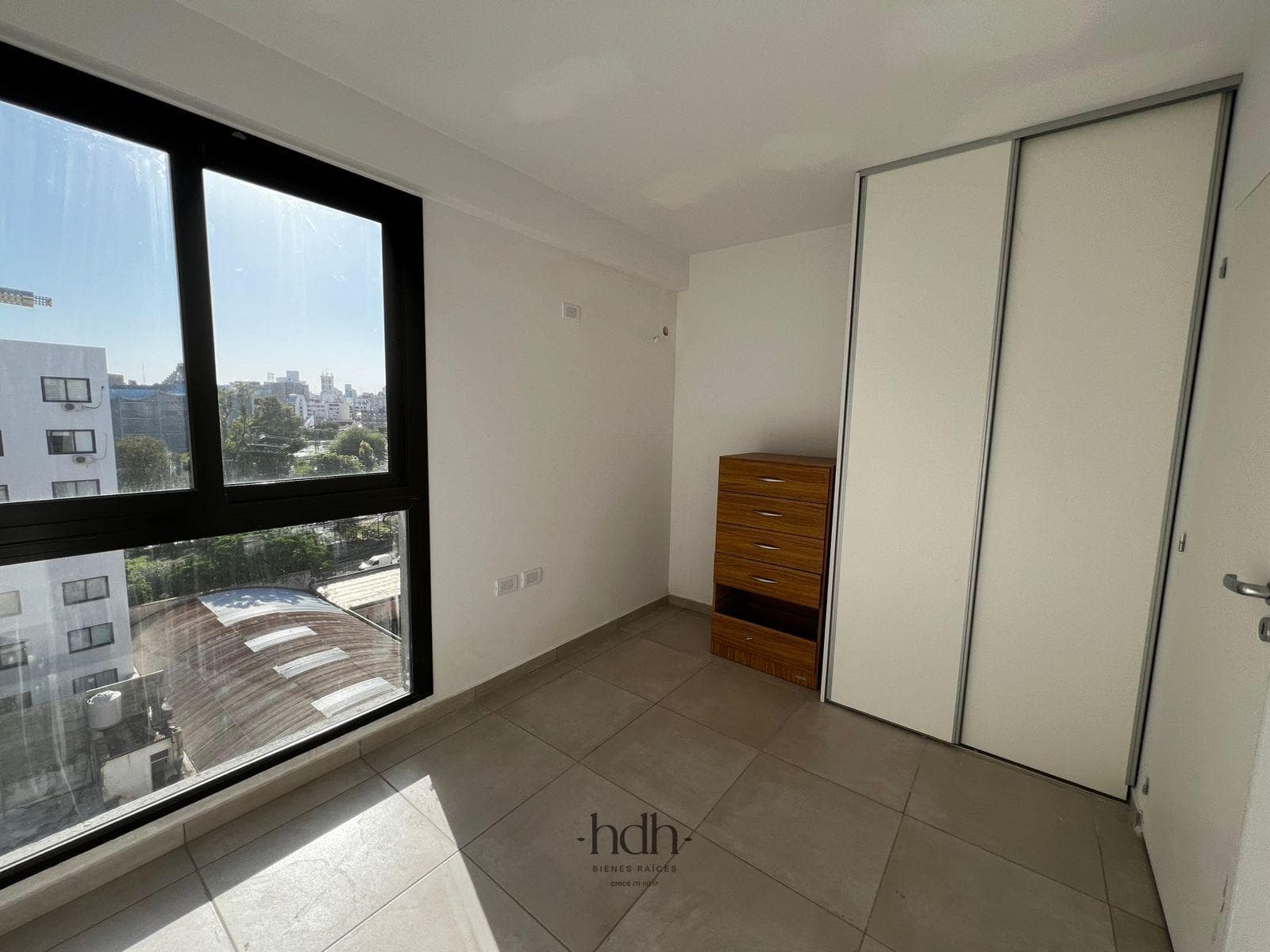 2-bedroom apartment for sale on General Paz, on 27 de Mayo Street
