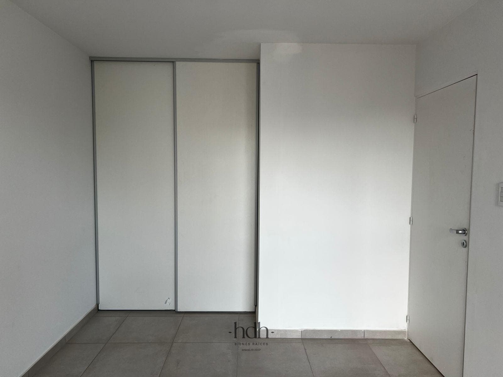 2-bedroom apartment for sale on General Paz, on 27 de Mayo Street