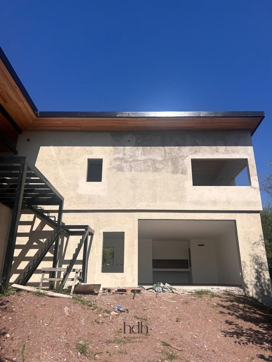 Brand-New House in Q2 with 3 Bedrooms