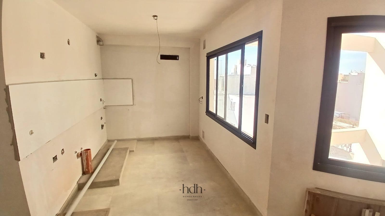 Brand-New 1-Bedroom Apartment for Sale in Alto Alberdi