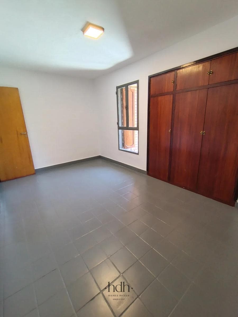 Duplex House for Sale in Villa Cabrera with 4 Bedrooms and Title Eligible for a Mortgage