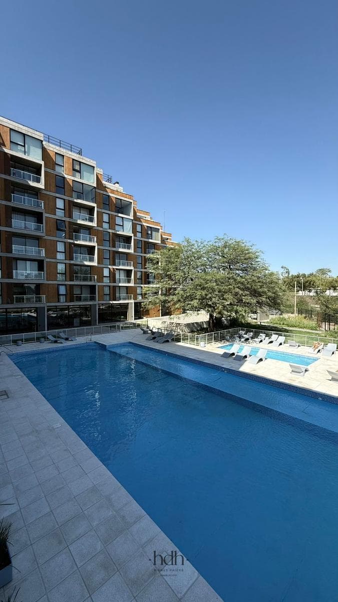 2-Bedroom, 2-Bathroom Apartment for Sale with Garage and Amenities at Opera Plaza
