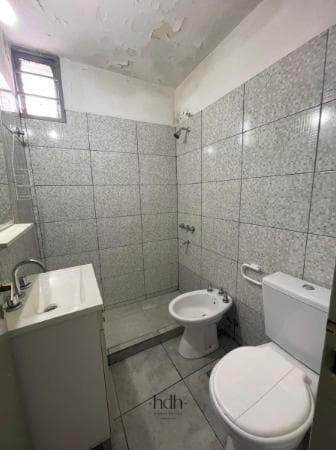 1-Bedroom House for Sale with Garage in Observatorio