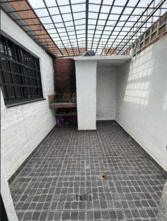 1-Bedroom House for Sale with Garage in Observatorio