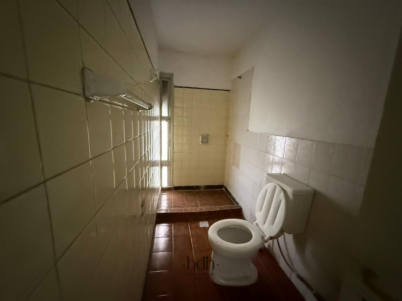 Historic Mansion for Sale in Nueva Córdoba for Commercial Use, with Deed and Blueprints