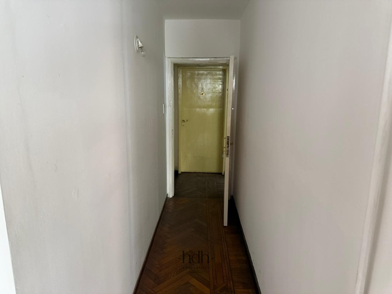 Historic Mansion for Sale in Nueva Córdoba for Commercial Use, with Deed and Blueprints