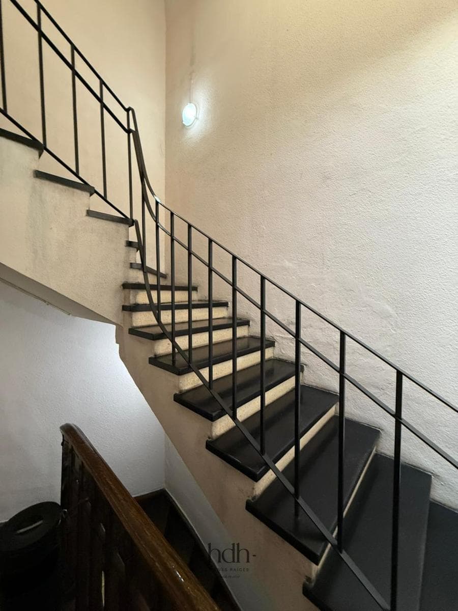 Historic Mansion for Sale in Nueva Córdoba for Commercial Use, with Deed and Blueprints