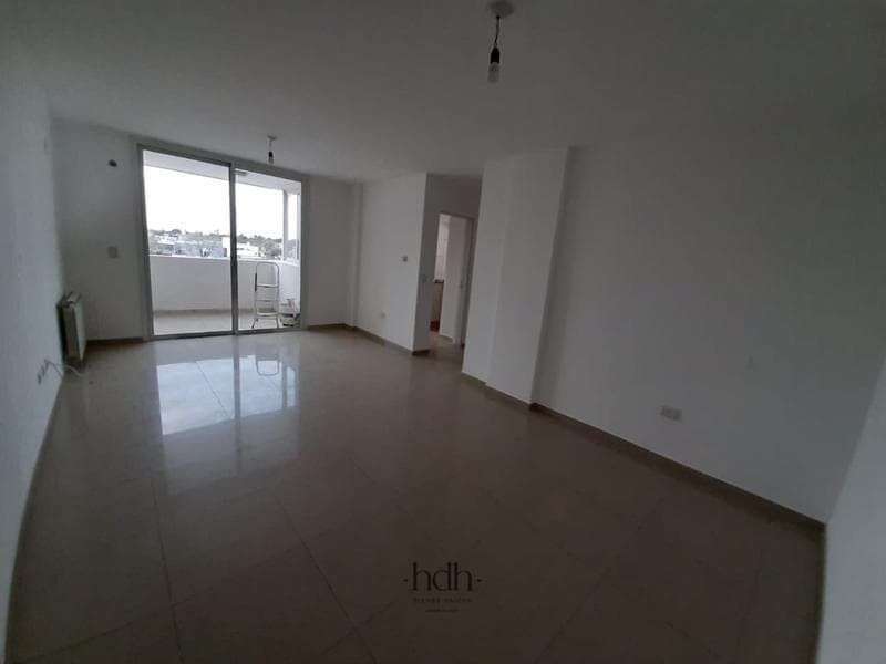 Apartment for Rent: 2 Bedrooms, Pool, Security