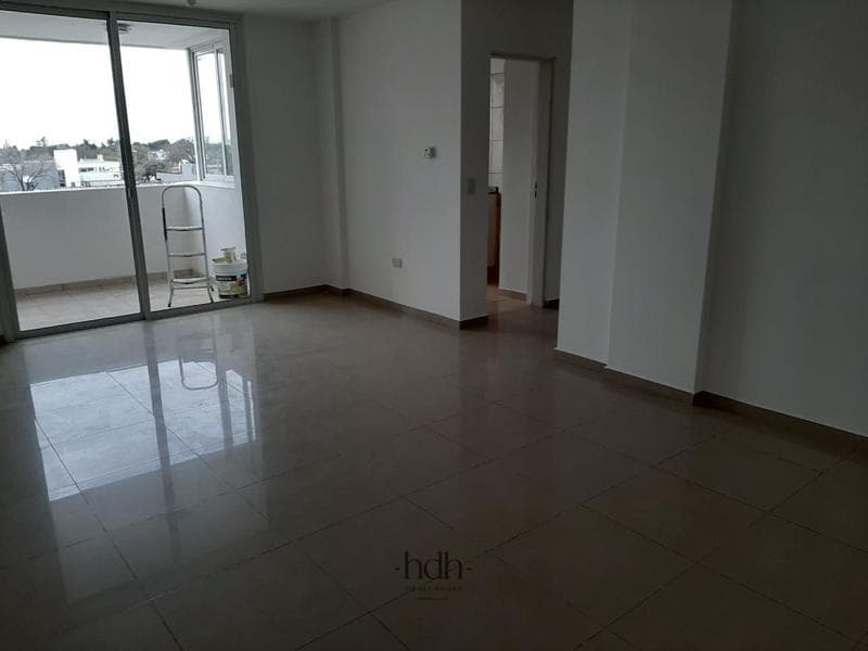 Apartment for Rent: 2 Bedrooms, Pool, Security