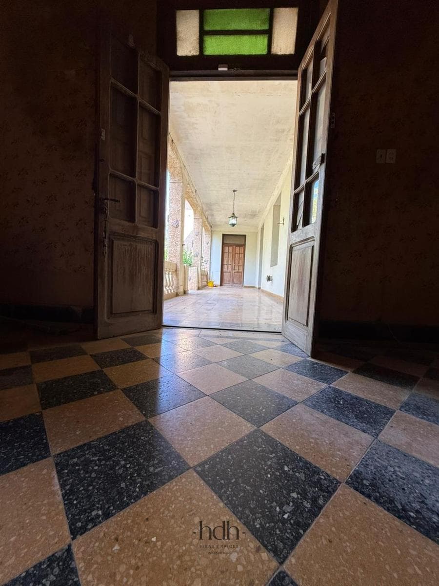 Historic House for Sale: Villa in Unquillo with 4 bedrooms and a large lot