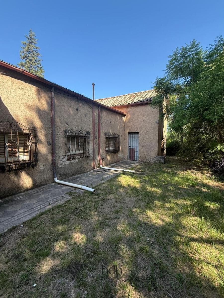 Historic House for Sale: Villa in Unquillo with 4 bedrooms and a large lot