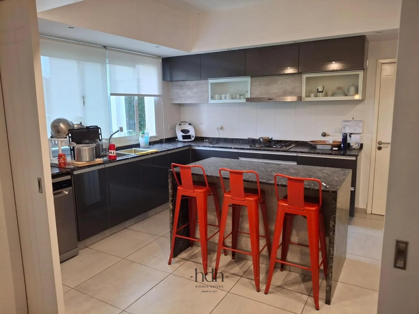 Luxury Home for Sale in Siete Soles: 3 Bedrooms, 2 Bathrooms, with Pool