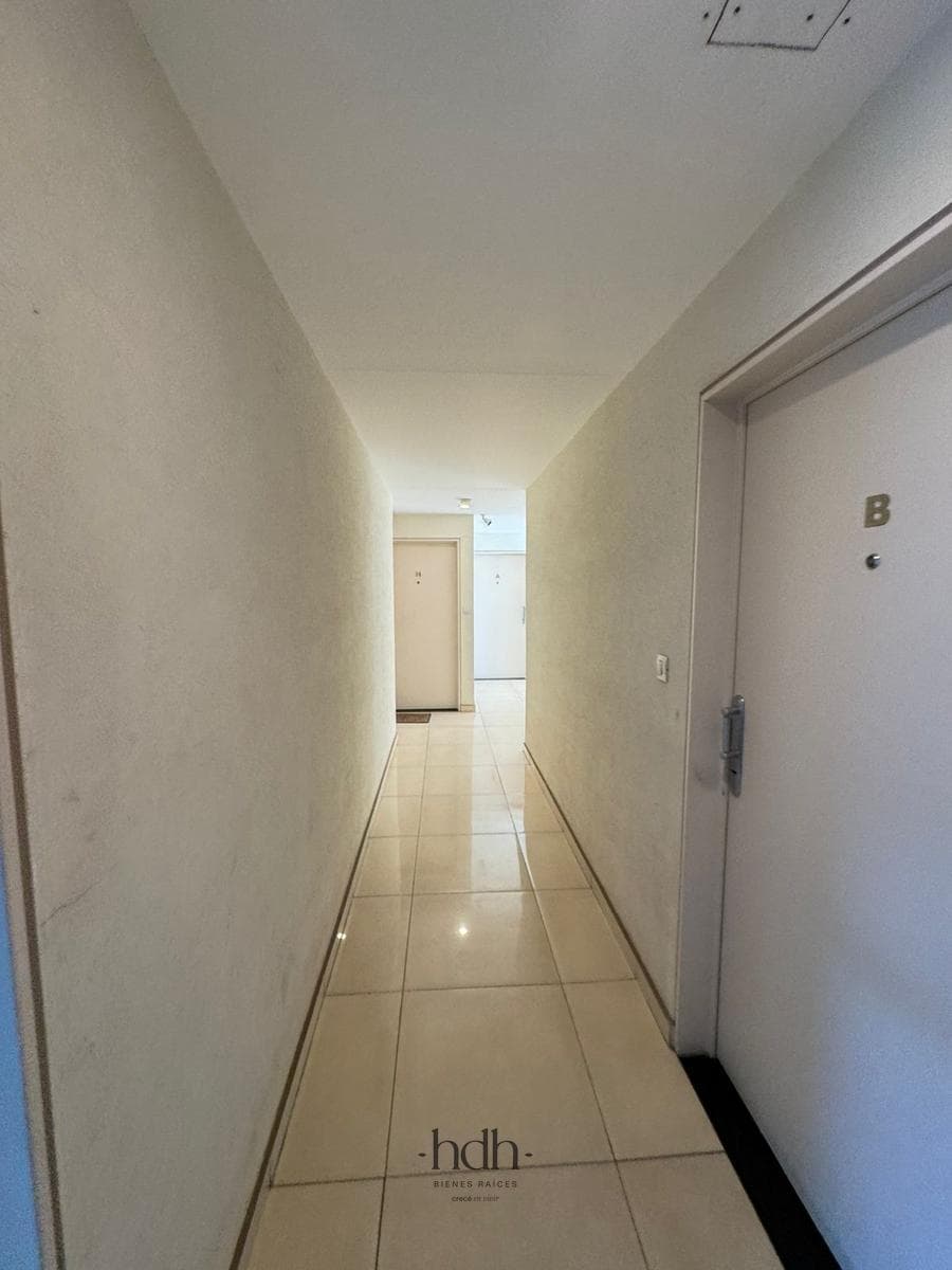 1-Bedroom Apartment for Sale with Balcony and Separate Kitchen in Fontana del Sur