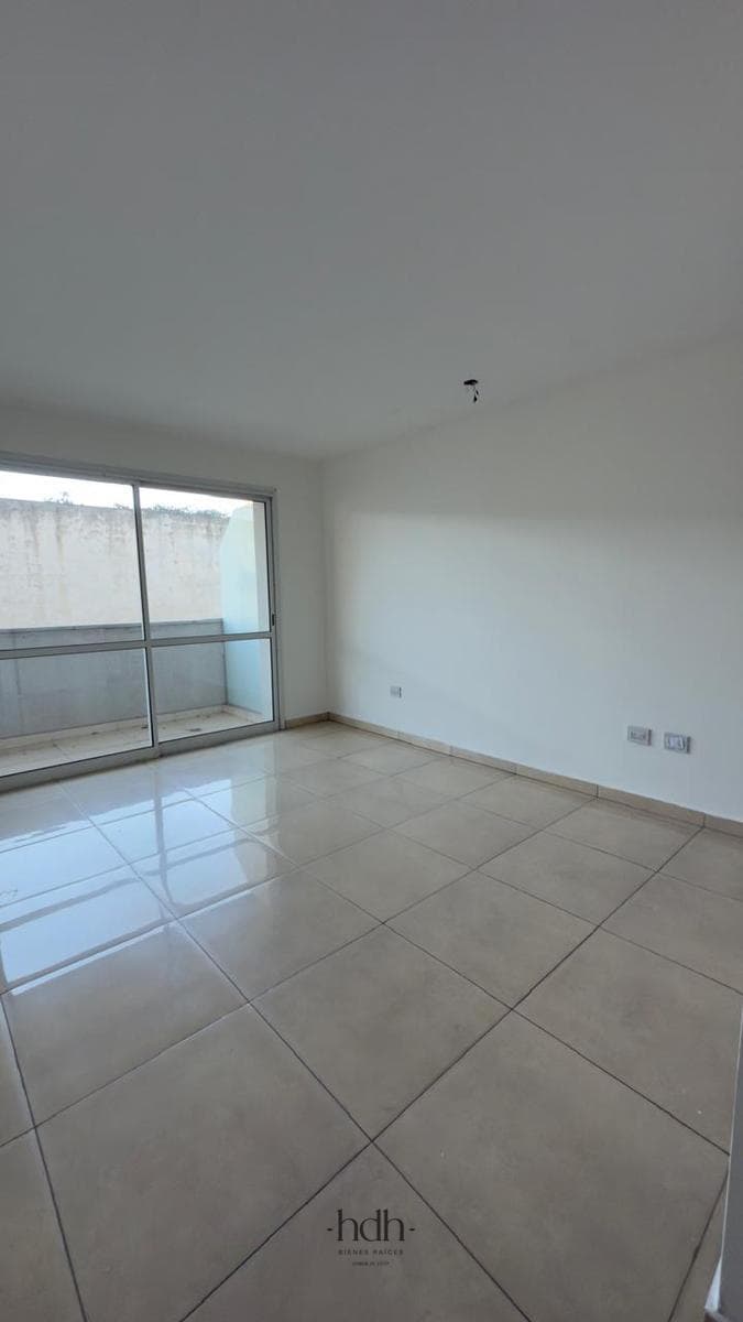 1-Bedroom Apartment for Sale with Balcony and Separate Kitchen in Fontana del Sur