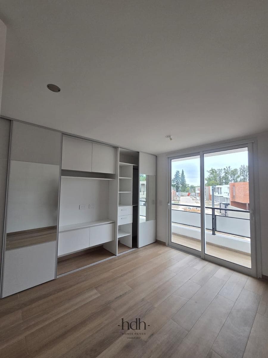 3-Bedroom Duplex House for Rent in a Housing Complex with Amenities and 24-Hour Security