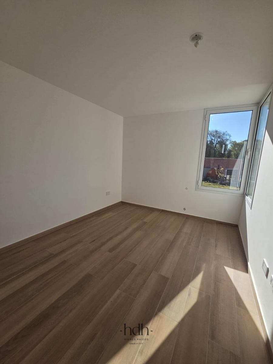 3-Bedroom Duplex House for Rent in a Housing Complex with Amenities and 24-Hour Security
