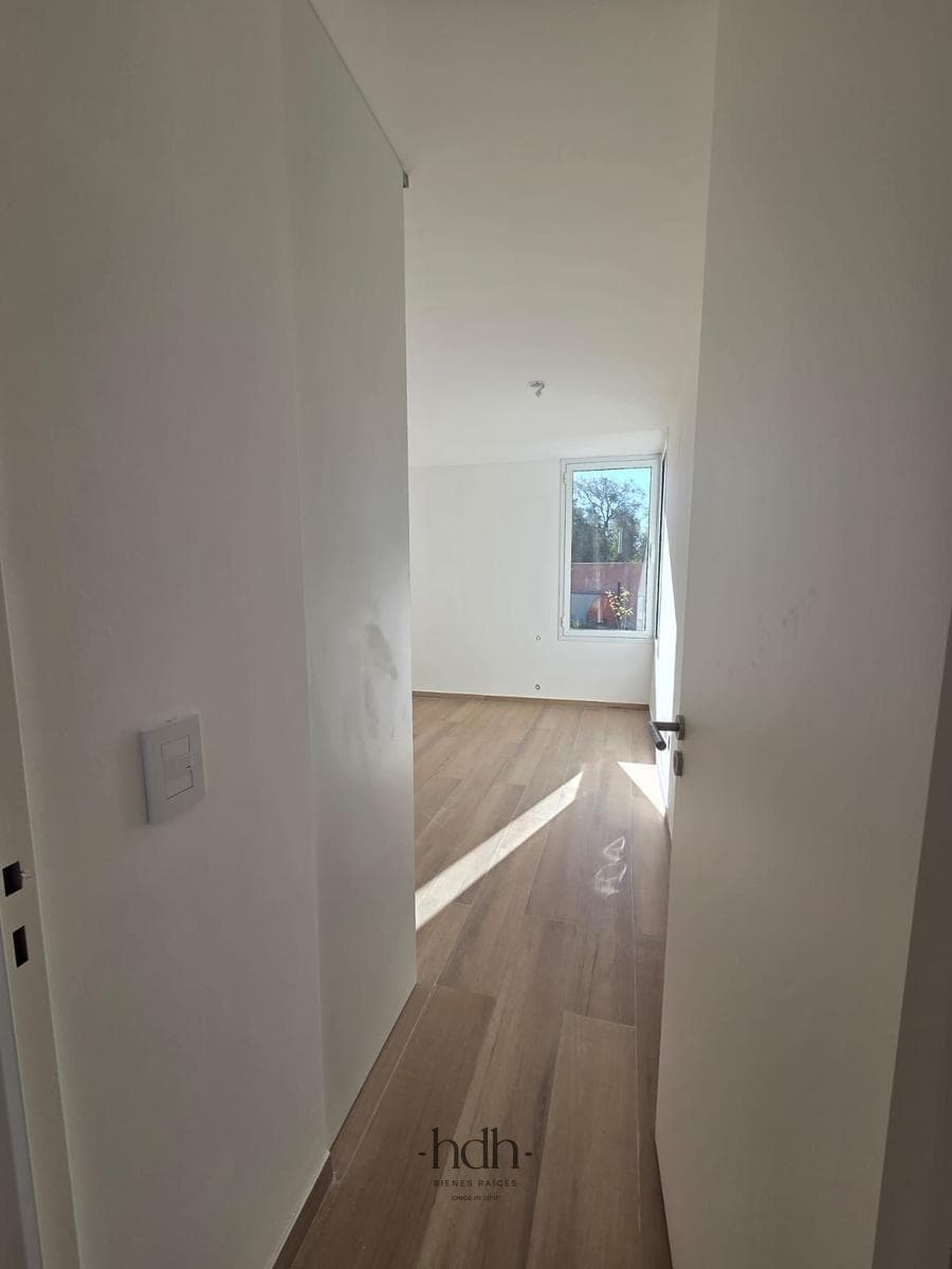 3-Bedroom Duplex House for Rent in a Housing Complex with Amenities and 24-Hour Security
