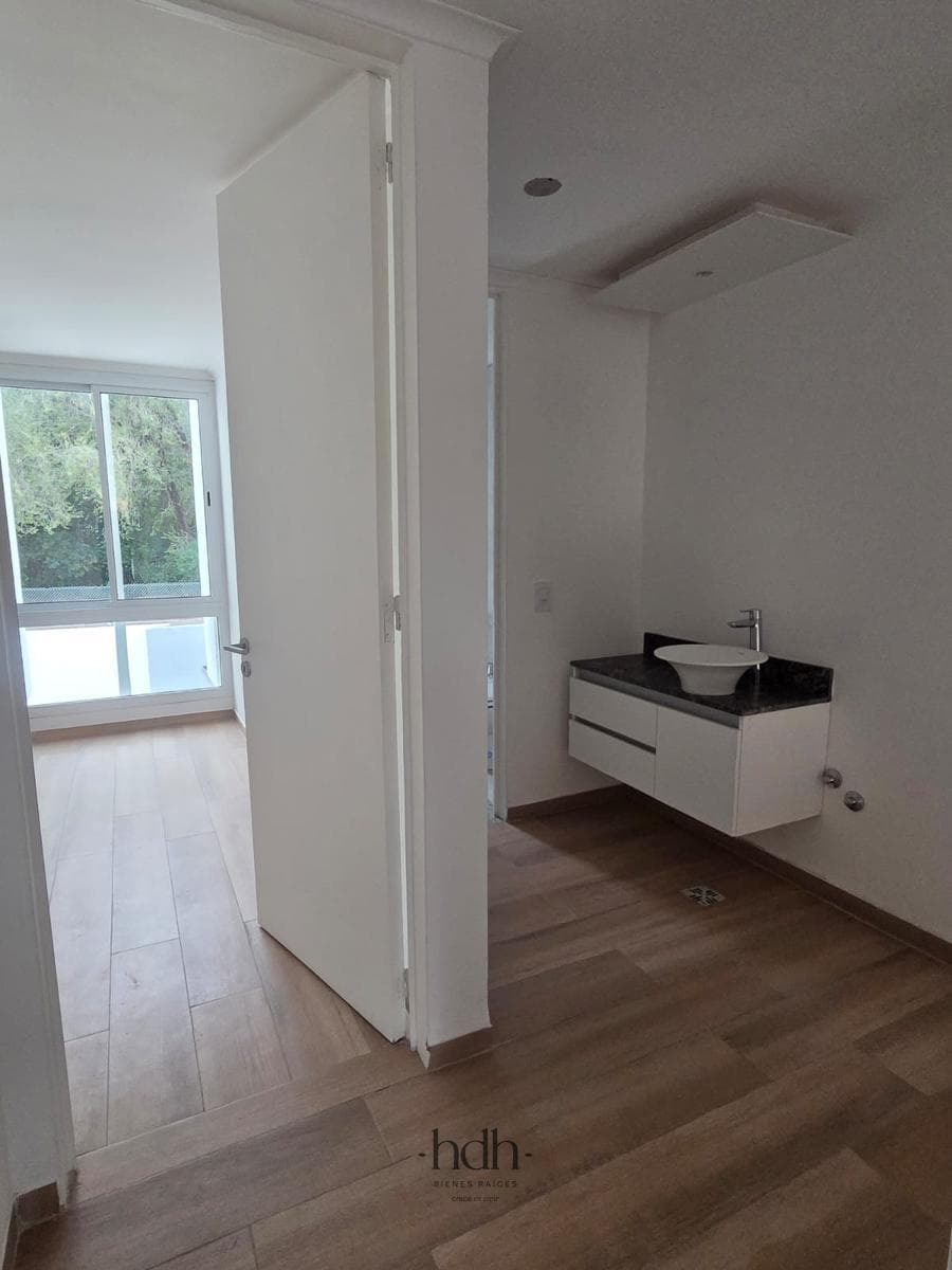 3-Bedroom Duplex House for Rent in a Housing Complex with Amenities and 24-Hour Security