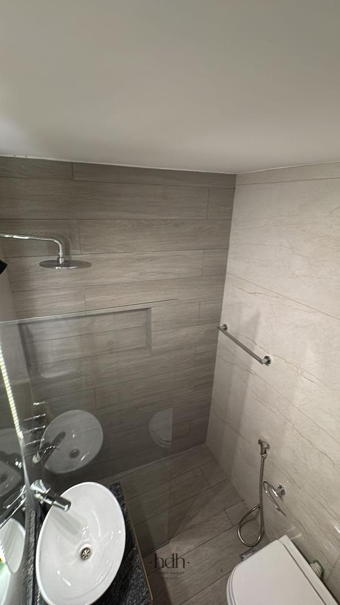 Apartment in Downtown for sale: 1 bedroom, one block from Plaza San Martin, furnished and available for rent