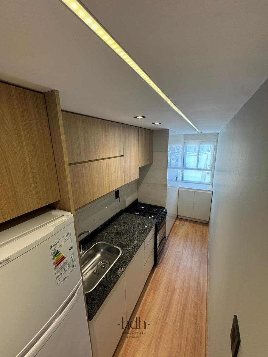 Apartment in Downtown for sale: 1 bedroom, one block from Plaza San Martin, furnished and available for rent