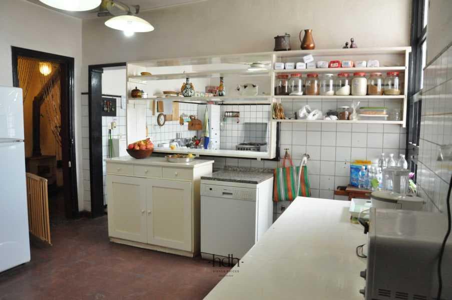 Spectacular 10-bedroom home for sale in Valle Hermoso—ideal for alternative tourism