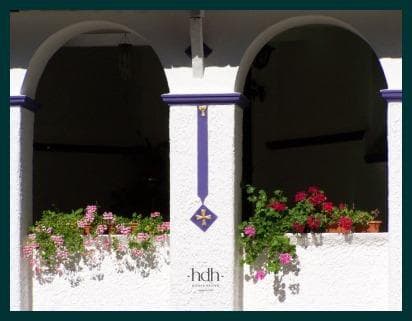 Spectacular 10-bedroom home for sale in Valle Hermoso—ideal for alternative tourism