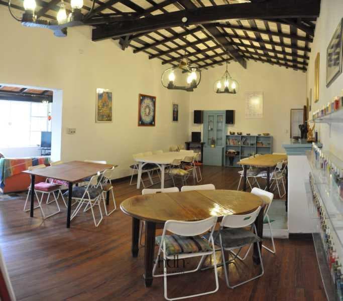 Spectacular 10-bedroom home for sale in Valle Hermoso—ideal for alternative tourism