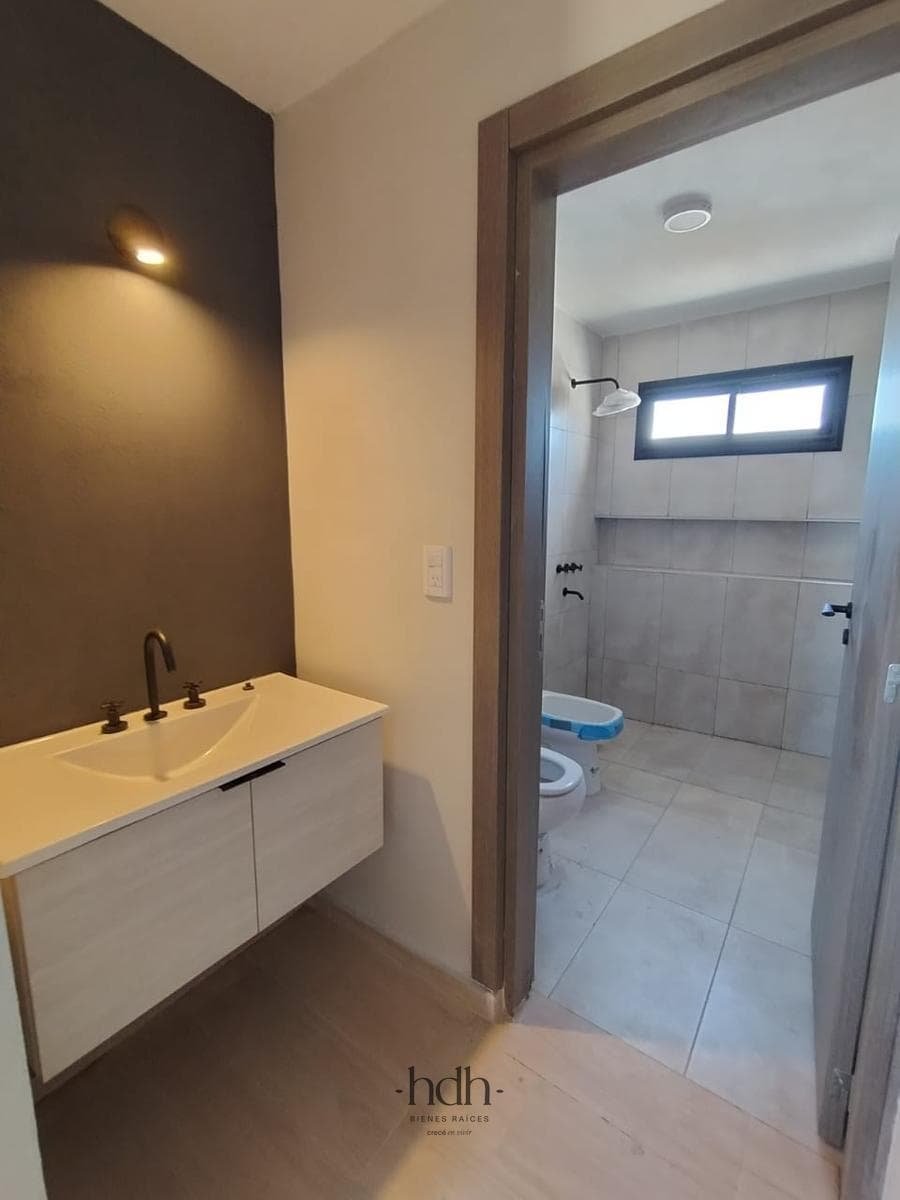House for sale: 2 bedrooms, 2 bathrooms, 24-hour security