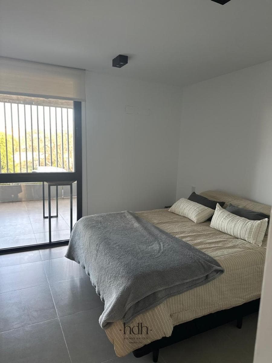 Apartment for Sale in Hoyo 5: 2 bedrooms, 2 bathrooms, furnished
