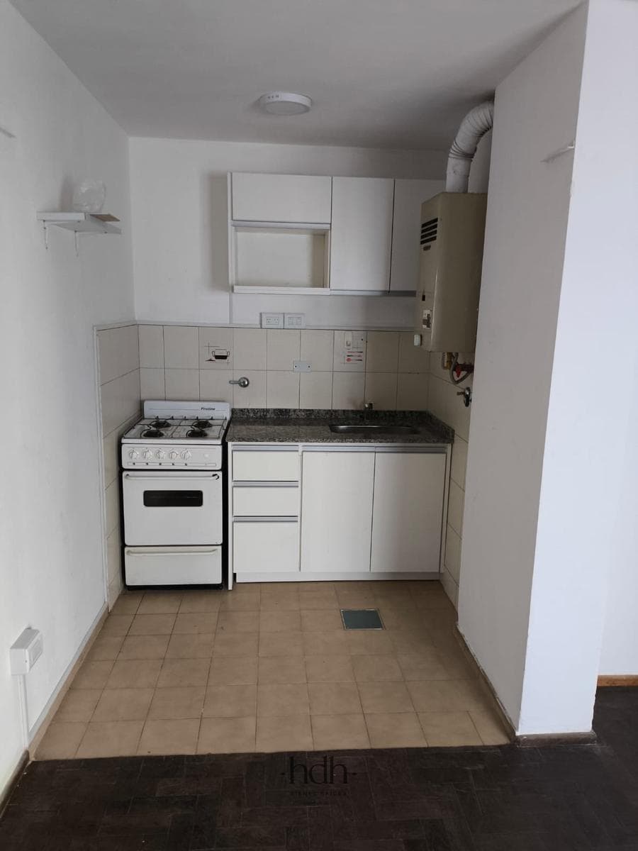 1-bedroom, 1-bathroom apartment for sale with a balcony in Nueva Córdoba