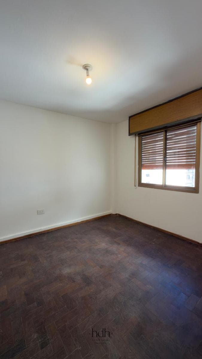 1-bedroom, 1-bathroom apartment for sale with a balcony in Nueva Córdoba