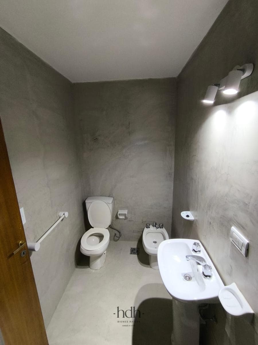 1-bedroom, 1-bathroom apartment for sale with a balcony in Nueva Córdoba