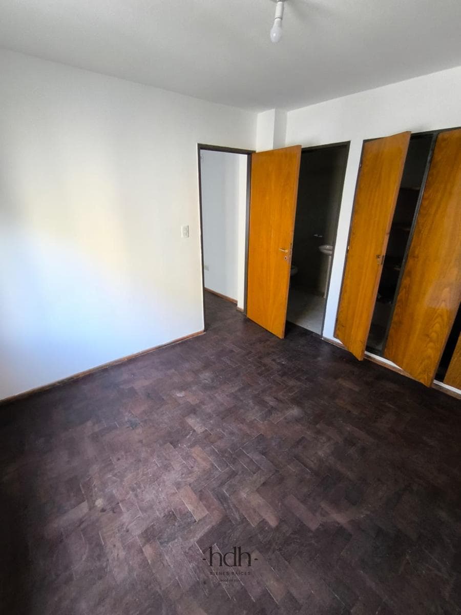 1-bedroom, 1-bathroom apartment for sale with a balcony in Nueva Córdoba