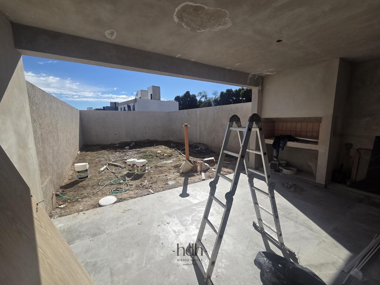 House in La Calandria