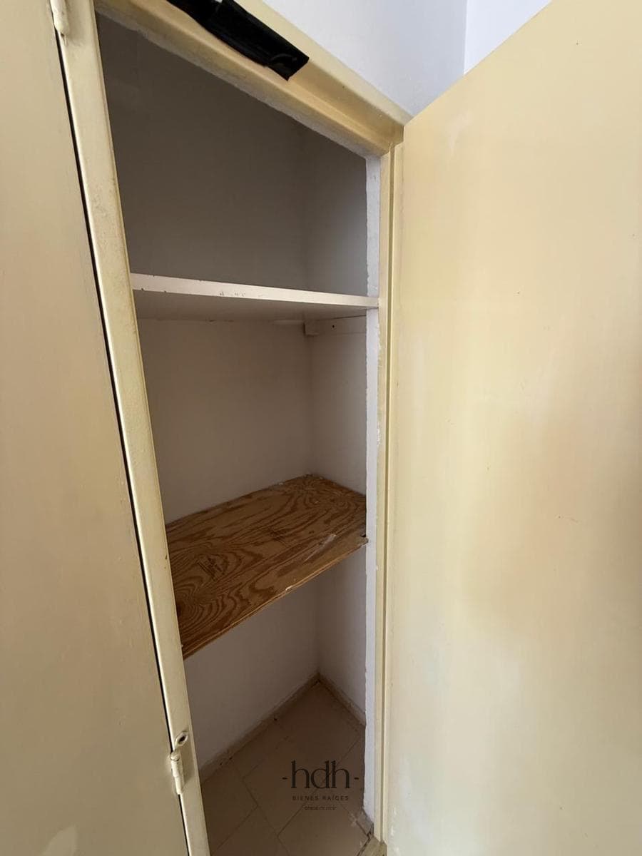 One-room apartment for sale in Downtown, 9th floor, bright and ideal for Airbnb