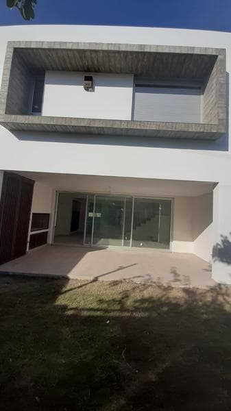 3-bedroom apartment for sale with security
