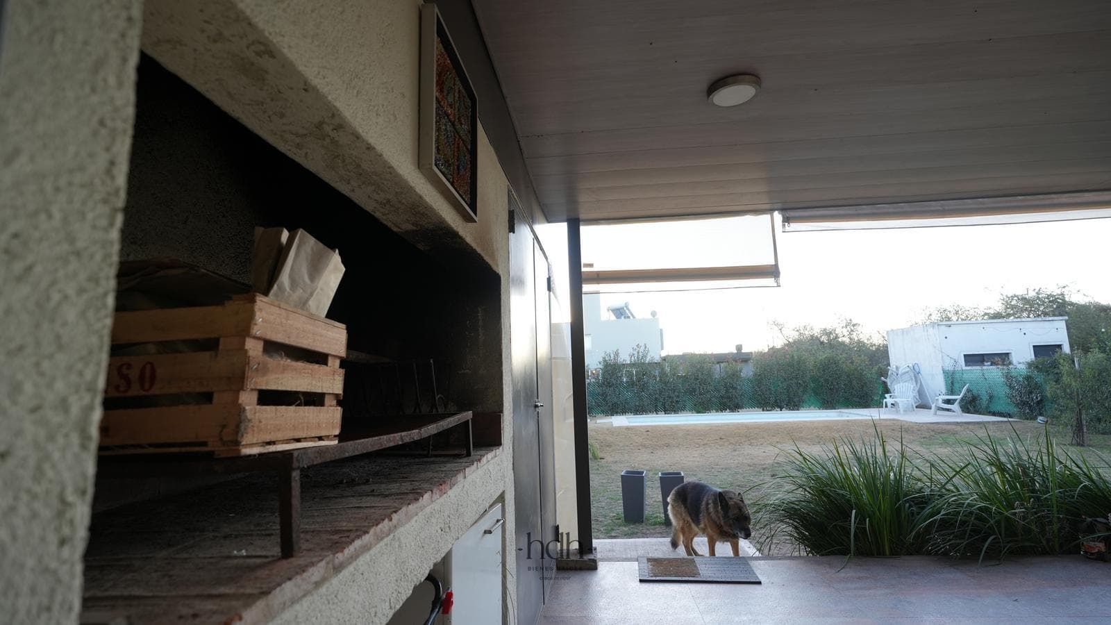 House for sale: 3 bedrooms, 2 bathrooms, pool, 24-hour security