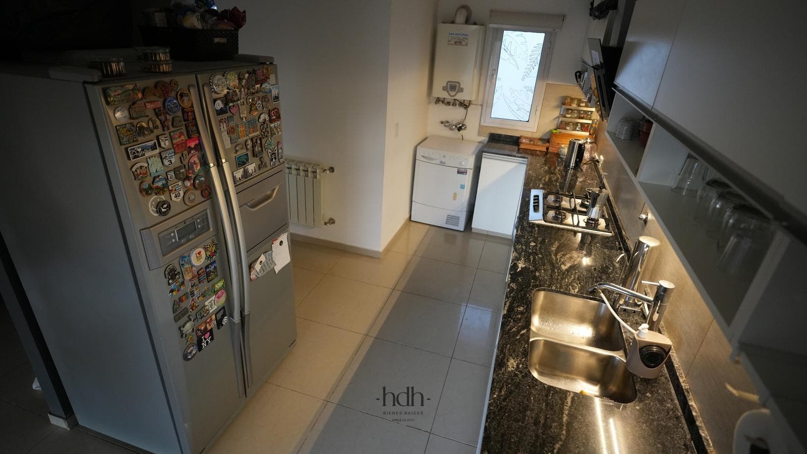 House for sale: 3 bedrooms, 2 bathrooms, pool, 24-hour security