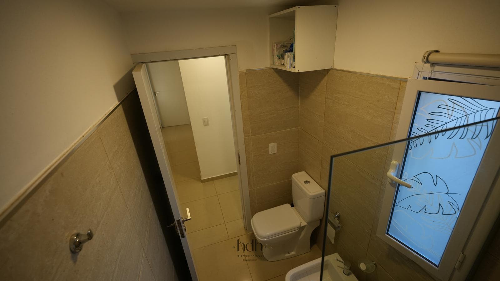 House for sale: 3 bedrooms, 2 bathrooms, pool, 24-hour security
