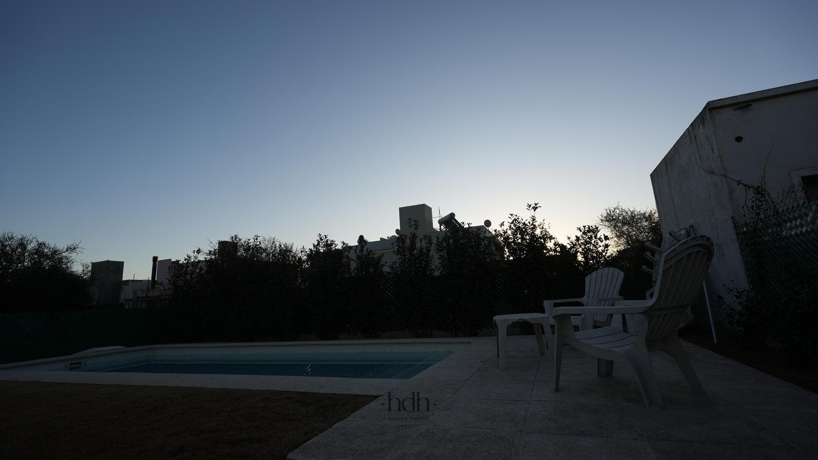 House for sale: 3 bedrooms, 2 bathrooms, pool, 24-hour security