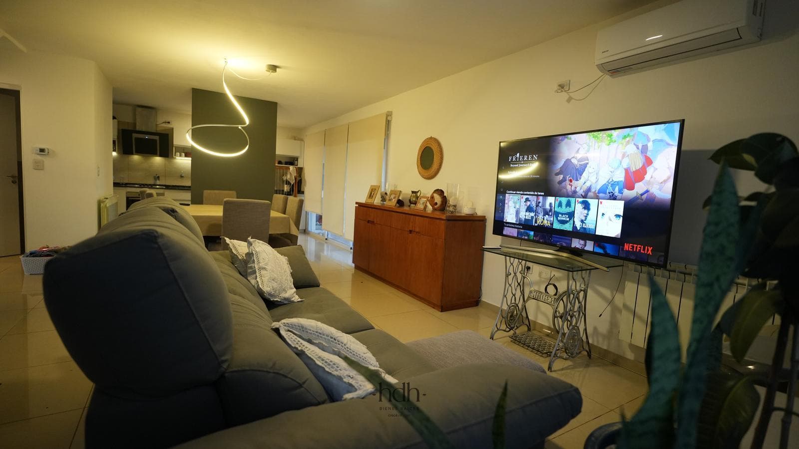 House for sale: 3 bedrooms, 2 bathrooms, pool, 24-hour security