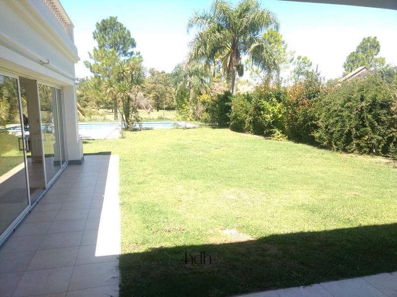 Luxury Home in Jockey Club