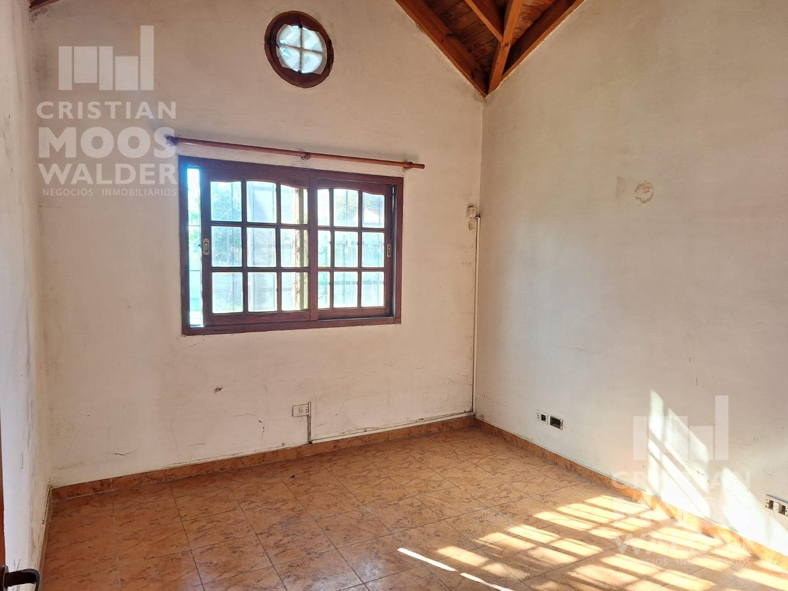 Houses and Apartments for Sale in Ingeniero Maschwitz—Eligible for Financing