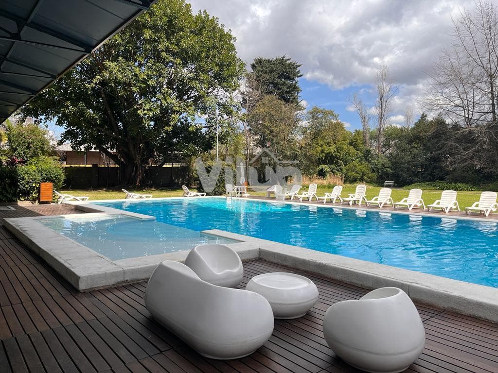 2-Room Temporary Loft Apartment in Palermo Hollywood with Padel, Restaurant, Gym, and Heated Pool