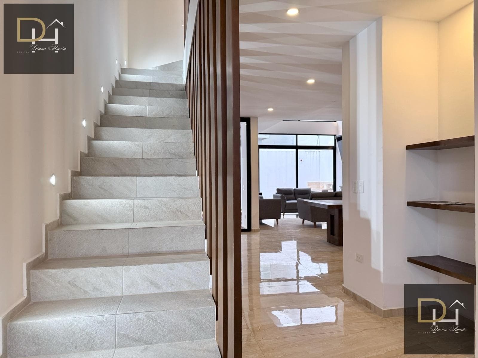 Beautiful house for sale or rent, just steps from the Clubhouse at Residencial Aqua!!