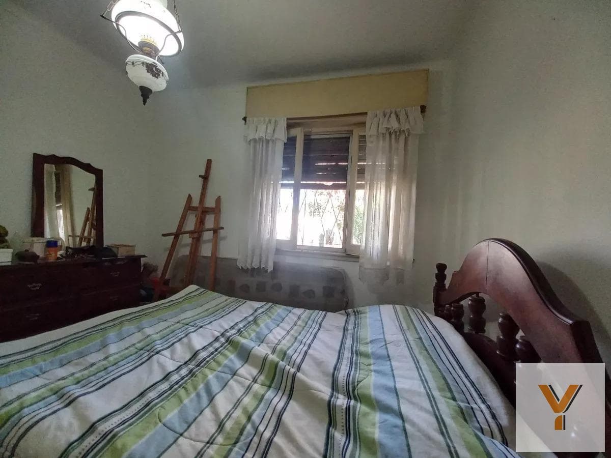 House for Sale - 2 Bedrooms, 1 Bathroom, Garage - 300 m² - Almirante Brown, Buenos Aires