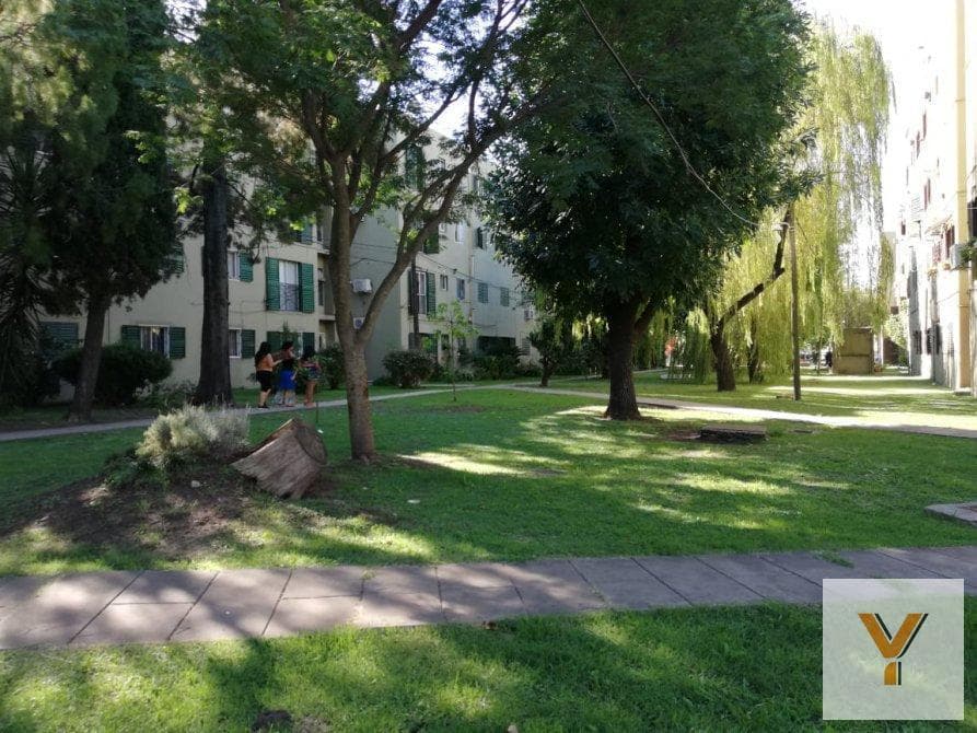 Apartment for sale - 3 bedrooms, 1 bathroom - 66 m² - Rafael Calzada, Almirante Brown